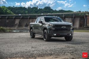 Chevrolet Silverado RST Z71 Duramax Crew Cab on Vossen Wheels (HF6-1) 2019 года